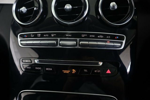 Mercedes-Benz C Class 2.1 C250d Amg Line Premium Plus Coupe White #27