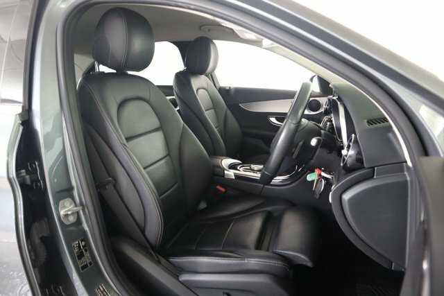 Mercedes-Benz C Class 2.1 C250d Amg Line Premium Plus Coupe White #14