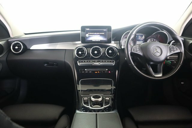 Mercedes-Benz C Class 2.1 C250d Amg Line Premium Plus Coupe White #18