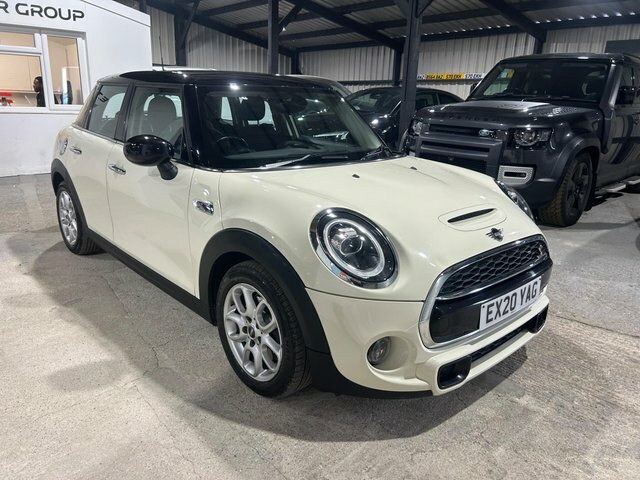 Mini Hatch 2.0 Cooper S Classic Euro 6 S S EX20YAG White