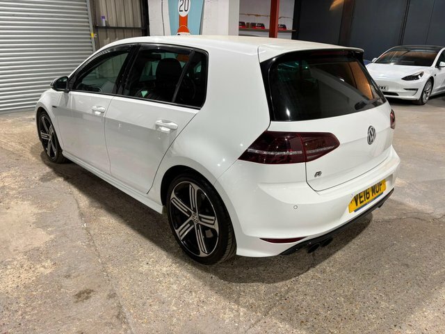 Volkswagen Golf 2.0 Tsi Bluemotion Tech R 4Motion Euro 6 S S VE16MOF White #4