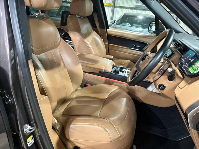 Land Rover Range Rover 4.4L Autobiography 5dr Black #15