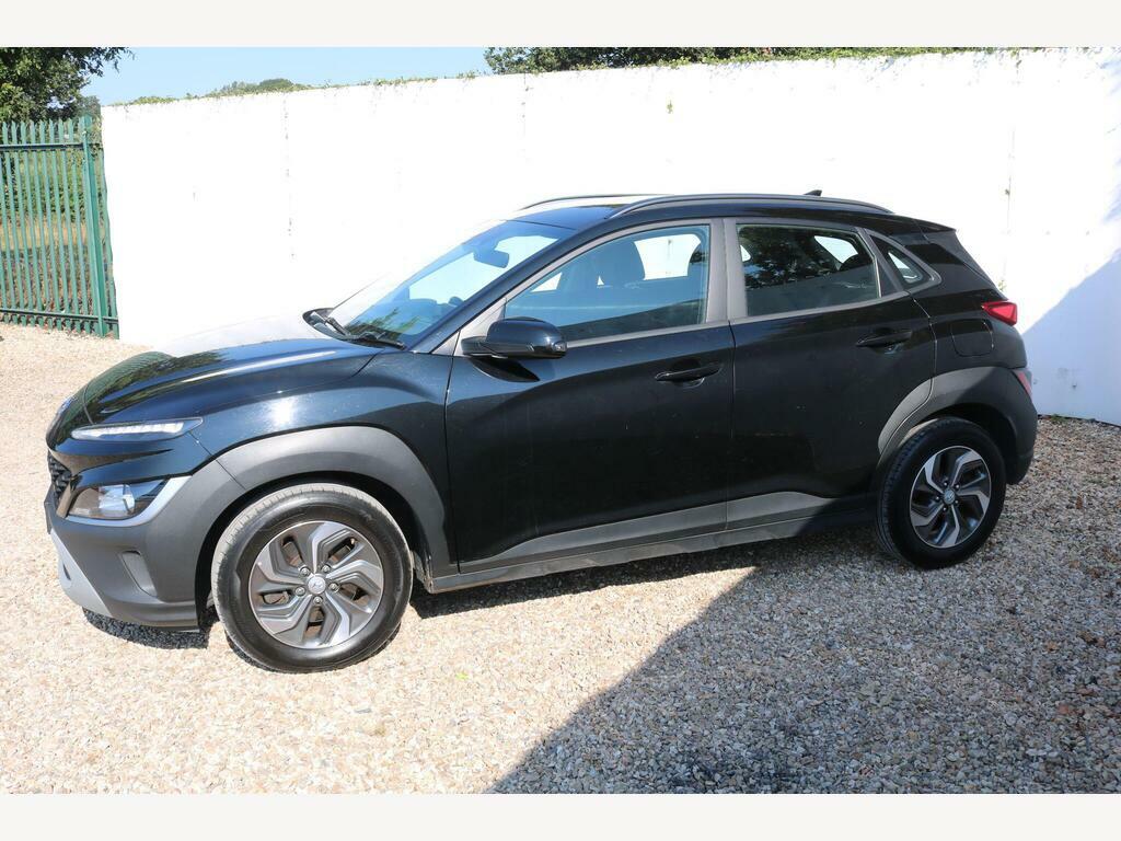 Hyundai Kona 1.6 H-gdi Se Connect Dct Euro 6 S S HV22GVZ Black #2