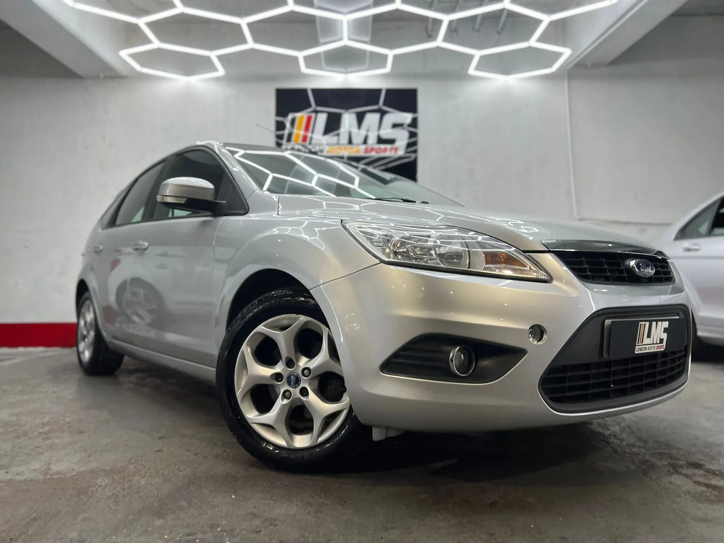 Ford Focus Zetec 3-Door Blue #24