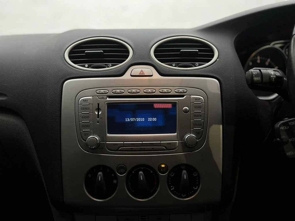 Ford Focus Zetec 3-Door Blue #45