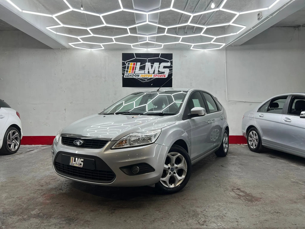 Ford Focus Zetec 3-Door Blue #3