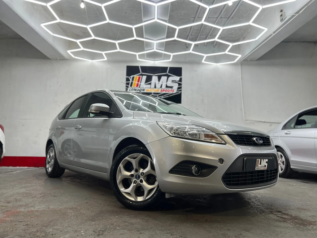 Ford Focus Zetec 3-Door Blue #22