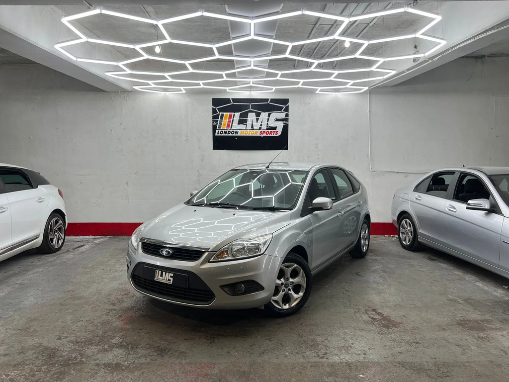 Ford Focus Zetec 3-Door Blue #1