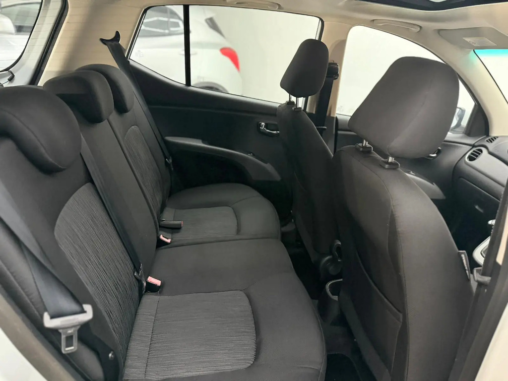 Hyundai I10 1.2L Active Silver #40