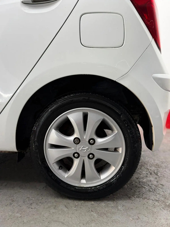 Hyundai I10 1.2L Active Silver #75