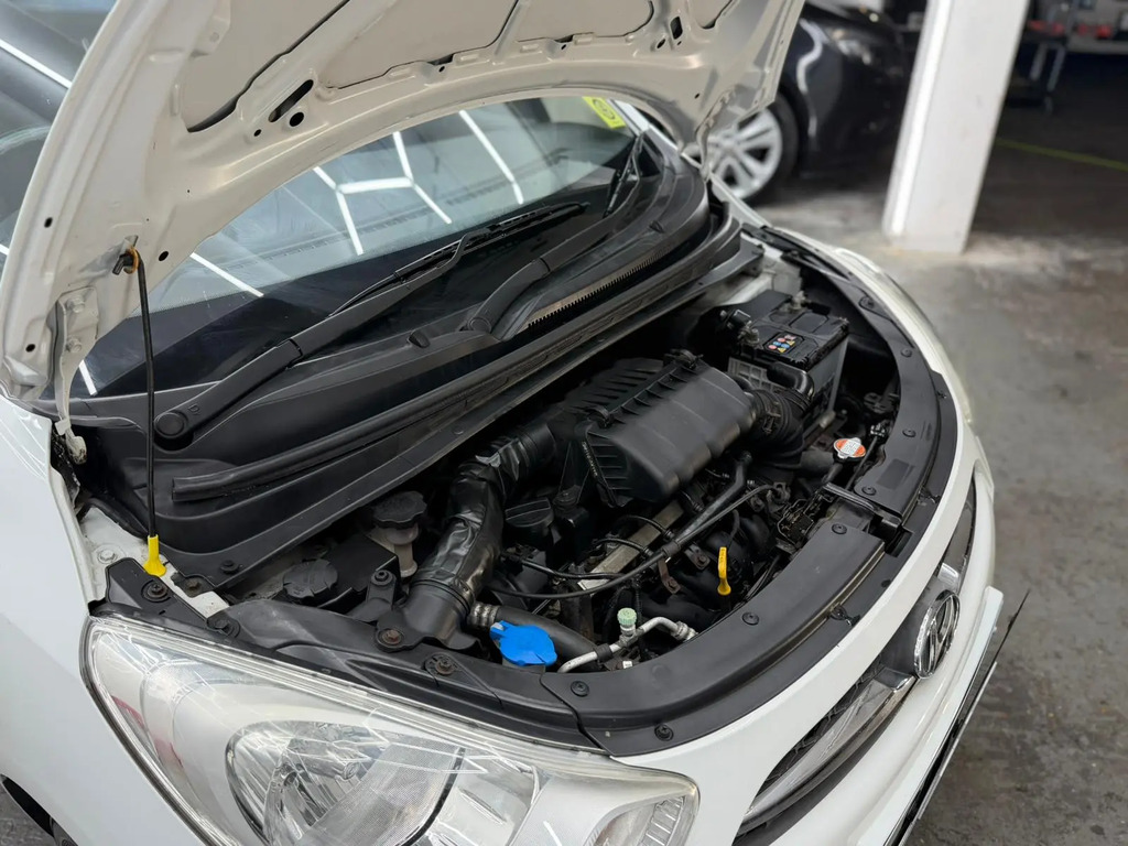 Hyundai I10 1.2L Active Silver #27
