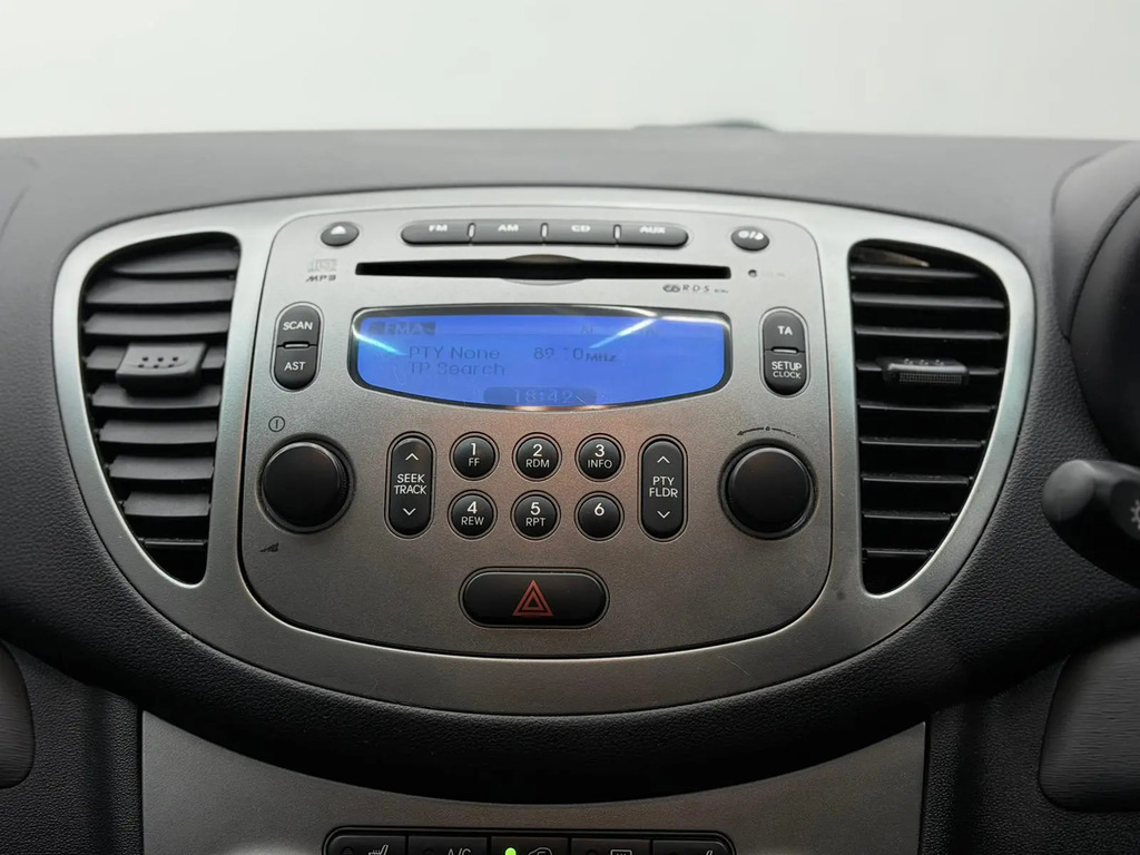 Hyundai I10 Classic Silver #35