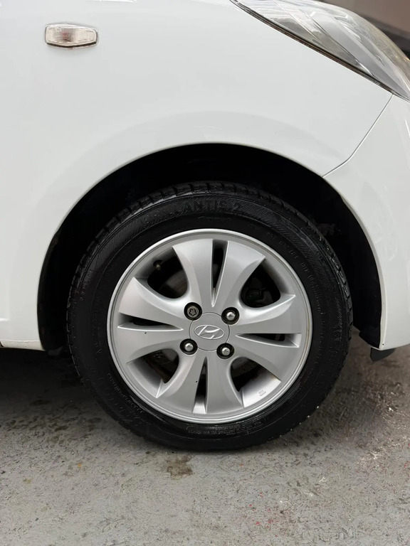 Hyundai I10 Classic Silver #72