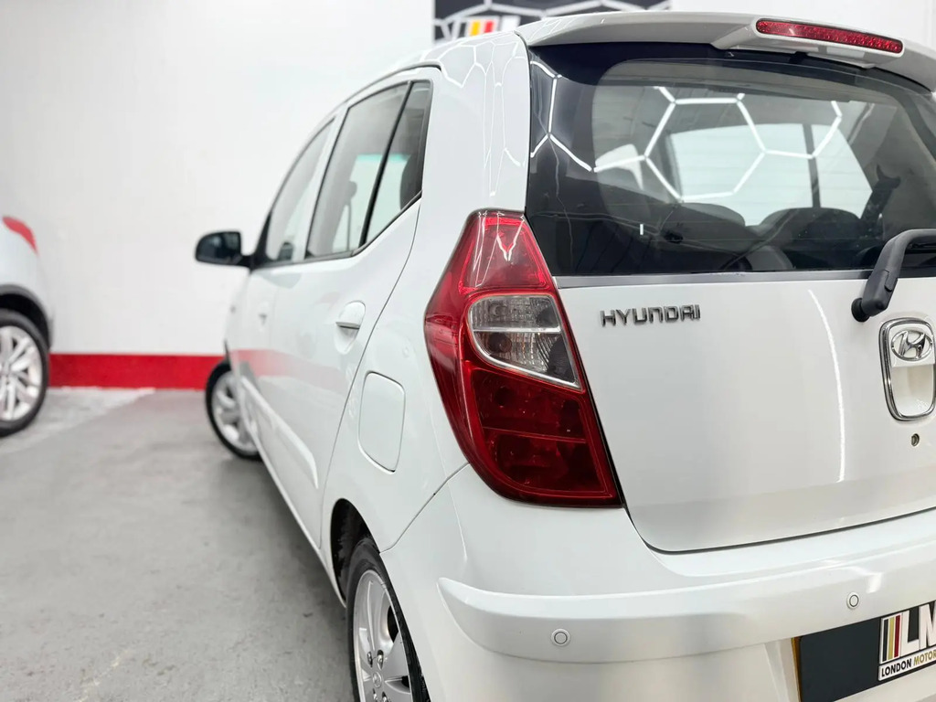 Hyundai I10 Classic Silver #62