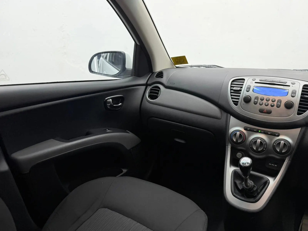 Hyundai I10 Classic Silver #31
