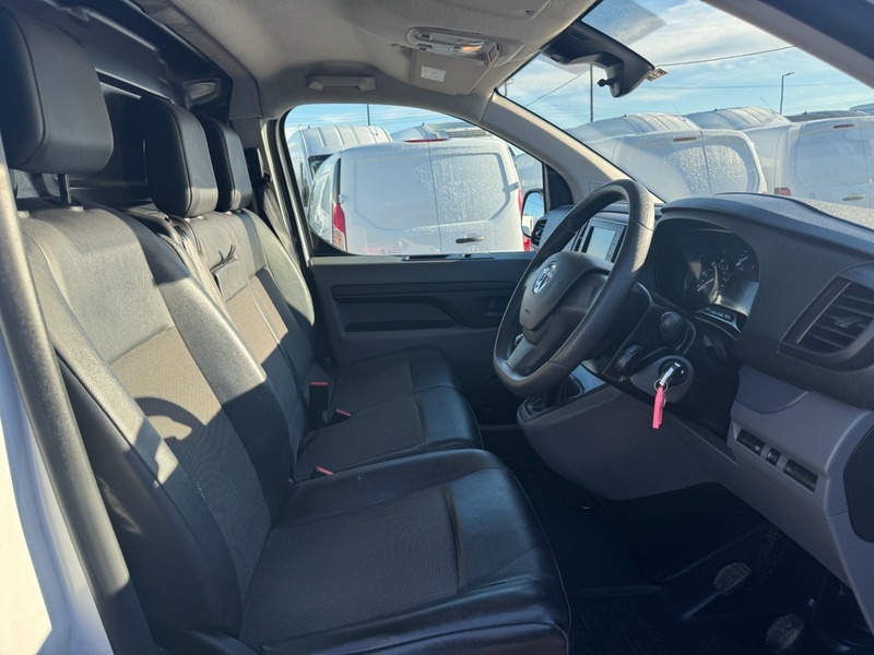 Vauxhall Vivaro L2h1 2900 Sportive S DL21SUV White #6
