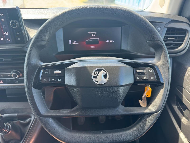 Vauxhall Vivaro L1h1 F2900 Prime Air White #5