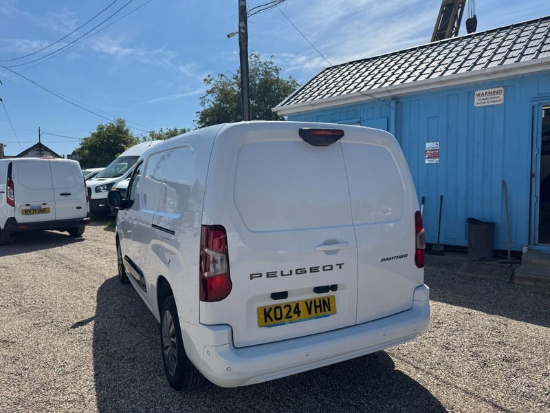 Peugeot Partner 1.5 Bluehdi 1000 Professional Premium Standard P White #9