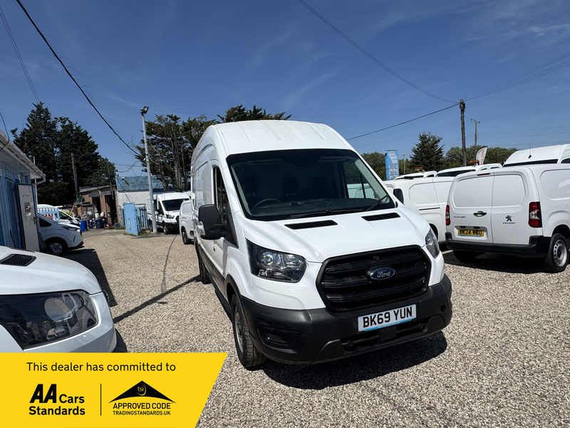 Ford Transit Custom 350 Leader P V BK69YUN White