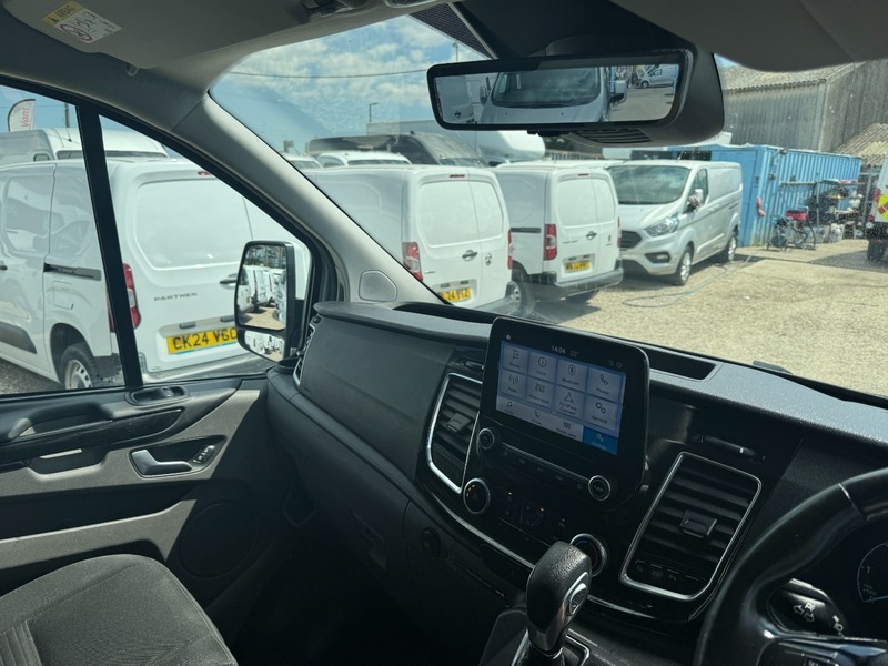 Ford Transit Custom 300 Limited P V White #6