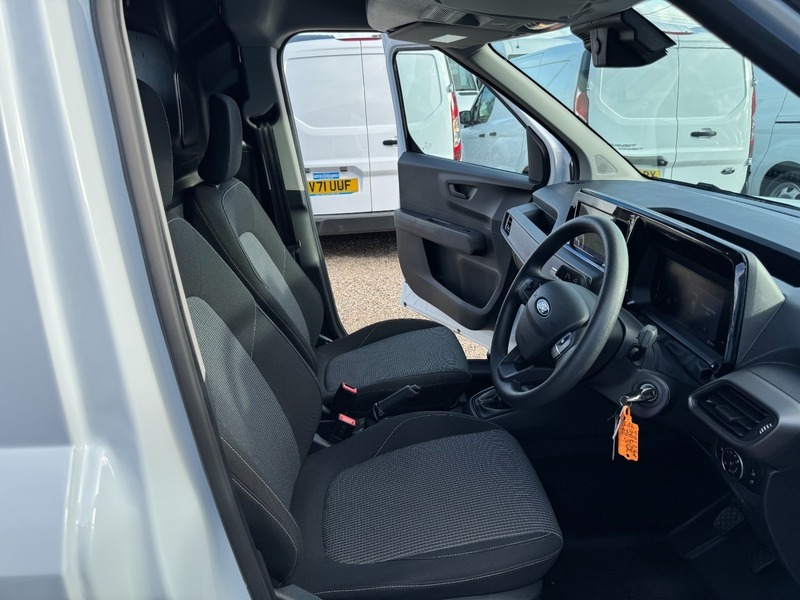 Ford Transit Courier Mpv Black #19