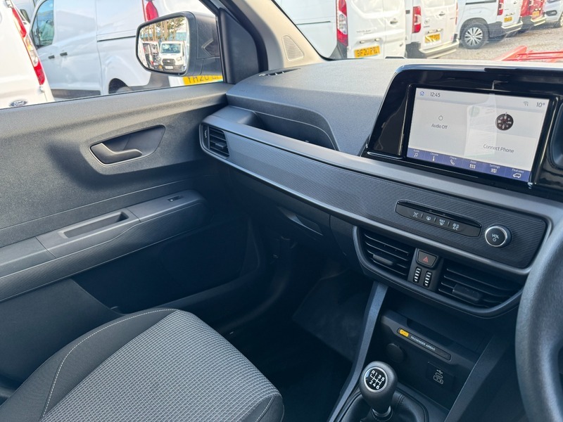 Ford Transit Courier Mpv Black #8