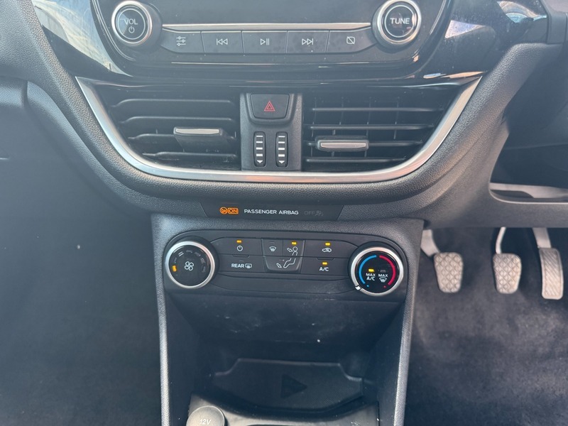 Ford Fiesta Base Tdci Air Con HW20VYL White #2