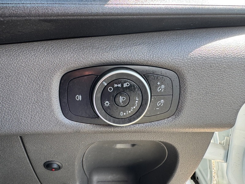 Ford Transit Custom 350 Leader Luton L4 WP22ZDS White #4