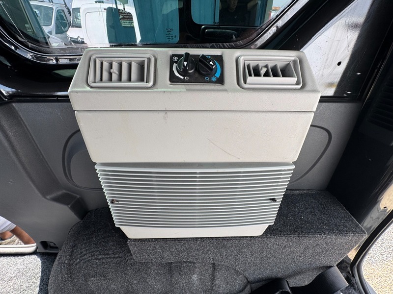Renault Trafic Sl27 Business White #20