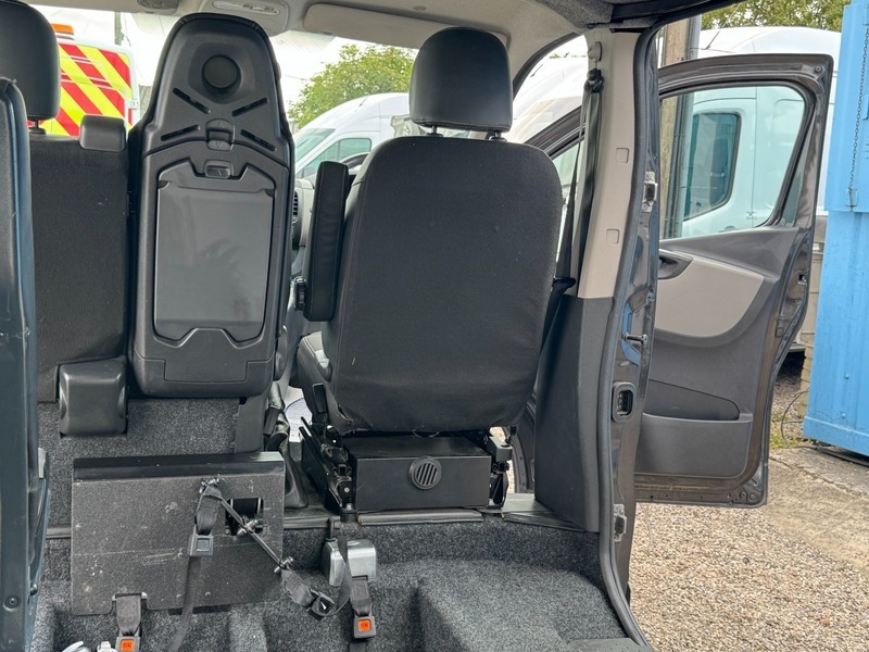 Renault Trafic Sl27 Business White #15