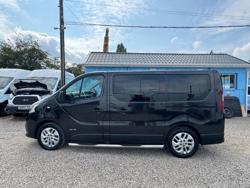 Renault Trafic Sl27 Business White #9