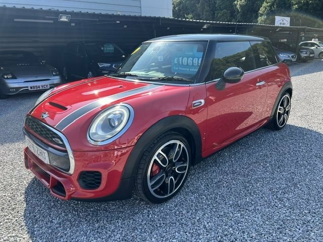 Mini Hatch 2.0 John Cooper Works Hatchback Red
