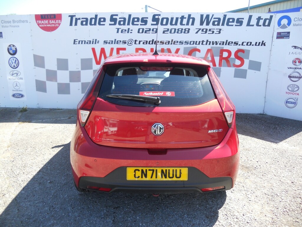 MG MG3 1.5 Vti-tech Exclusive Navigation Red #4