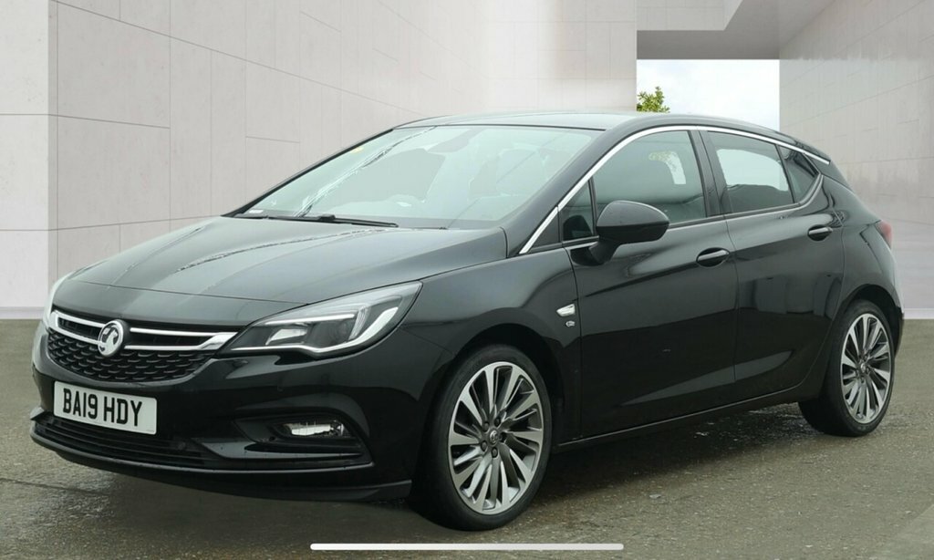 Vauxhall Astra 1.4L Elite Nav BA19HDY Black