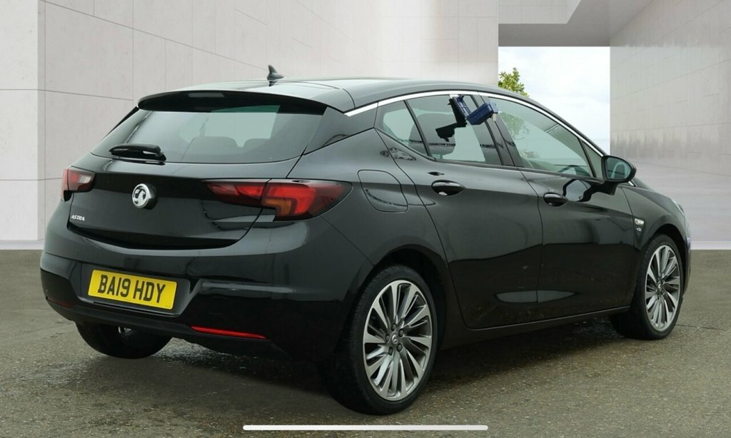 Vauxhall Astra 1.4L Elite Nav BA19HDY Black #4