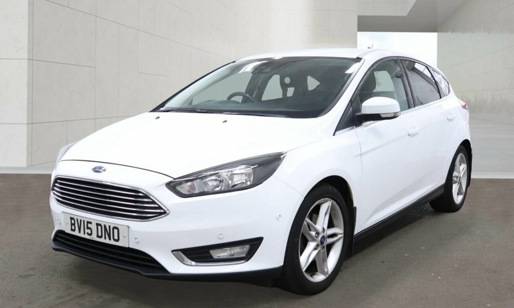 Ford Focus 1L Titanium White