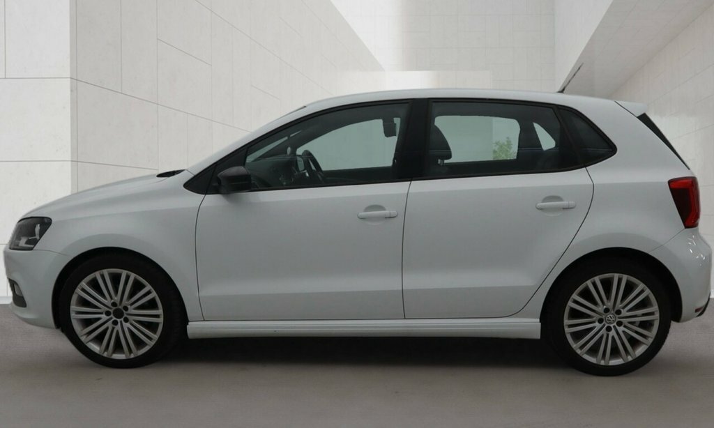 Volkswagen Polo 1.4L Bluegt White #6