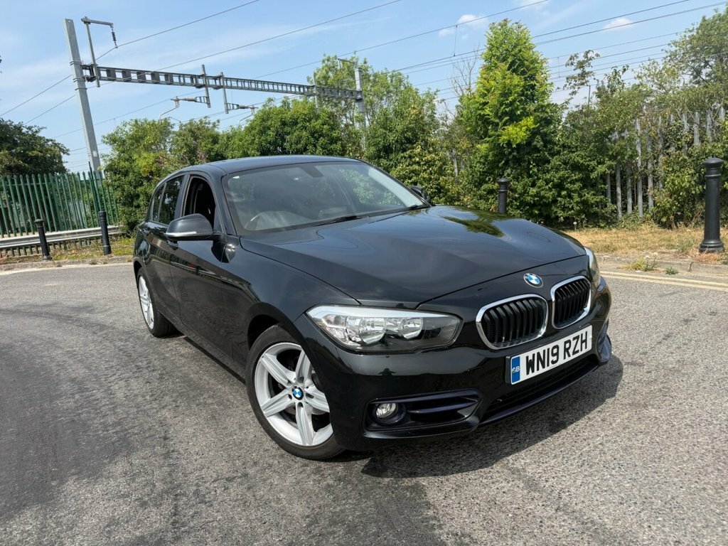 BMW 1 Series 1.5L Sport WN19RZH Black #4