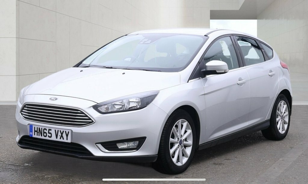 Ford Focus 1L Titanium Silver