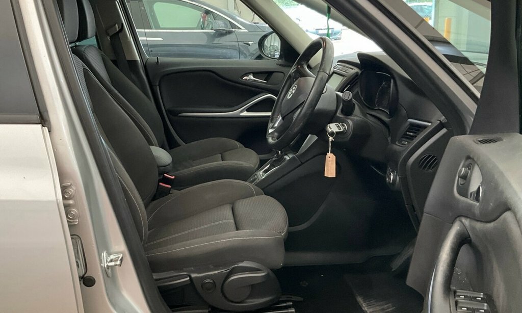 Vauxhall Zafira Tourer 1.4L Sri Nav Silver #6