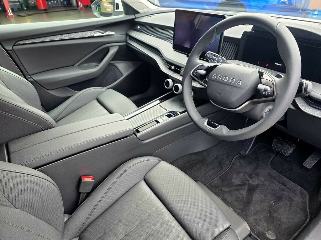 Skoda Superb 1.5 Tsi E-tec Se L Dsg White #6