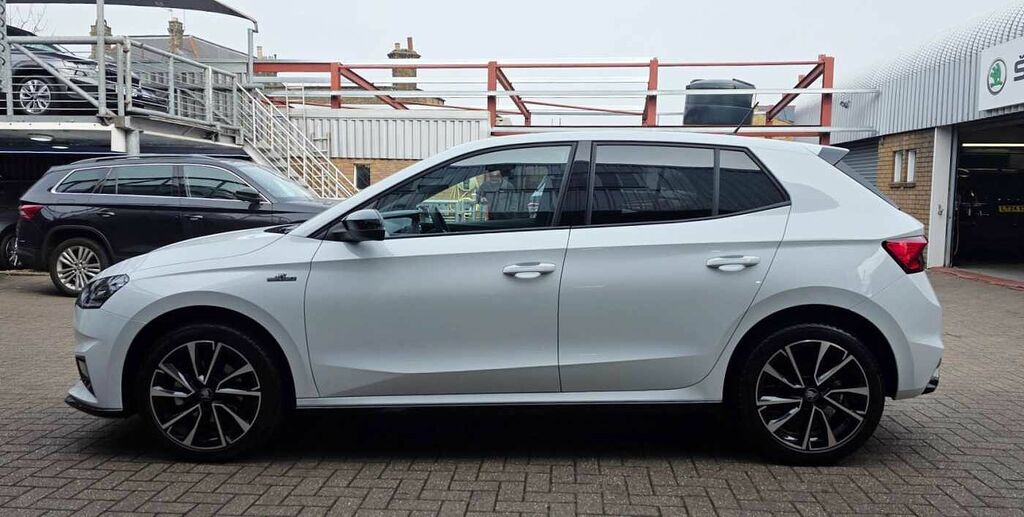 Skoda Fabia 1.5 Tsi 150 Monte Carlo Edition Dsg EN25OPW White #4
