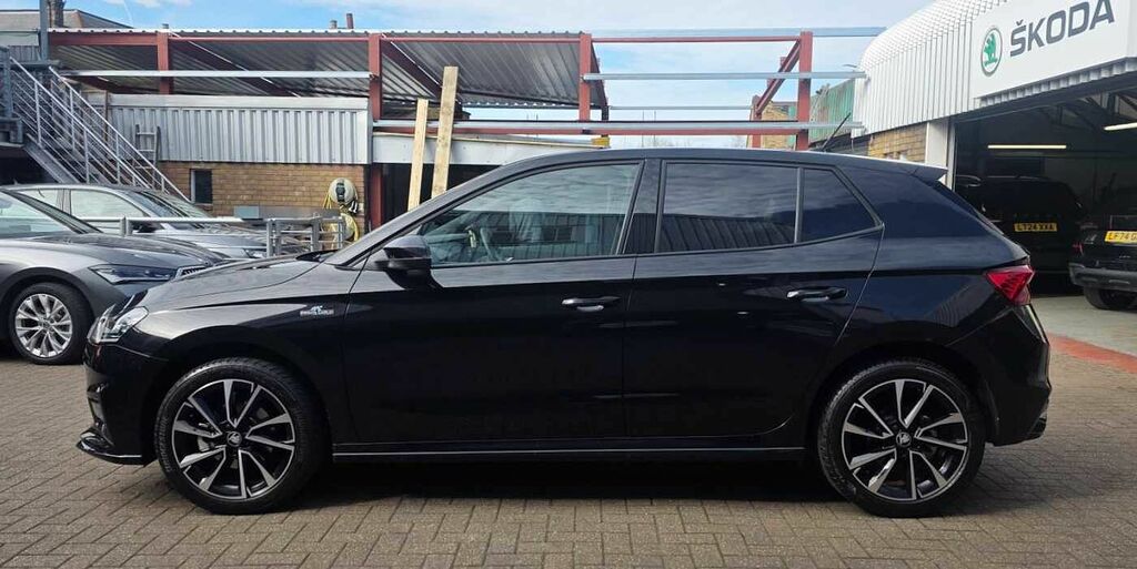 Skoda Fabia 1.5 Tsi 150 Monte Carlo Edition Dsg EN25OOE Black #4