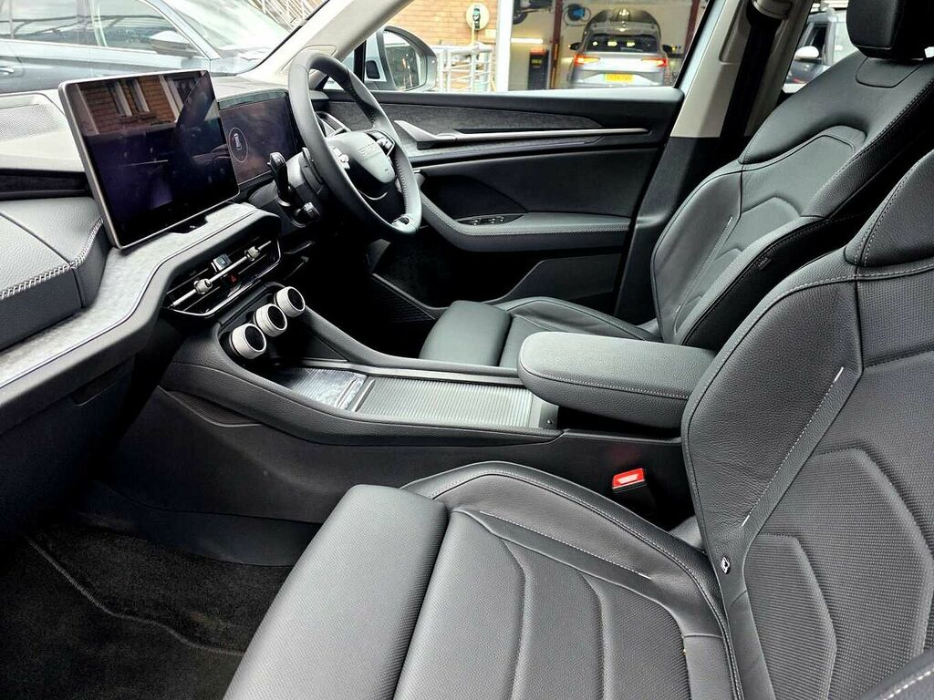 Skoda Kodiaq 2.0 Tdi Se L Dsg 7 Seat EK75VWJ Silver #2