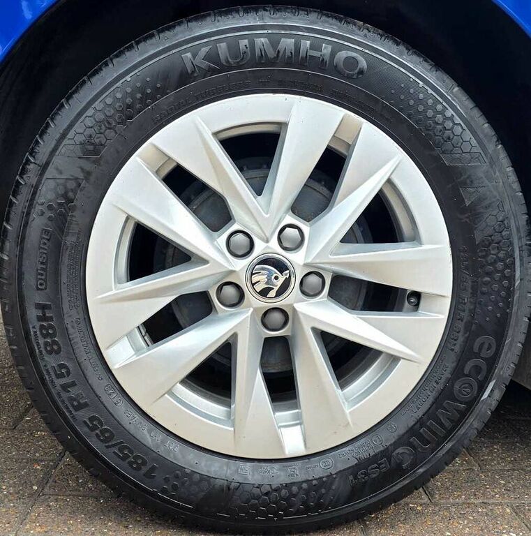 Skoda Fabia 1.0 Tsi Se Comfort EX24SVN Blue #5