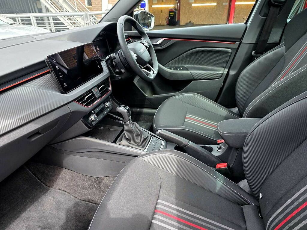 Skoda Kamiq 1.0 Tsi Monte Carlo Edition Dsg EK75SZJ Silver #2