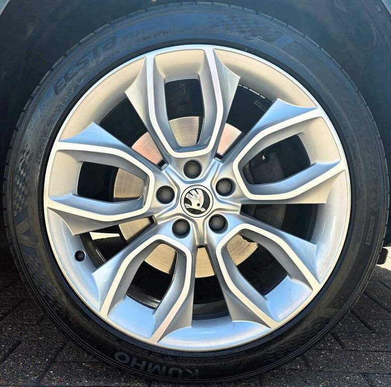 Skoda Karoq 1.5 Tsi Edition 4X4 Dsg EF19SNZ Grey #5