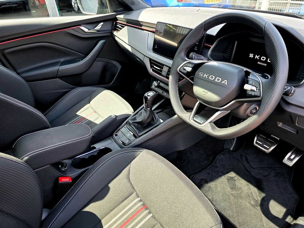 Skoda Kamiq 1.0 Tsi Monte Carlo Edition Dsg EF75XLV Black #6