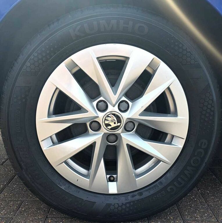 Skoda Fabia 1.0 Tsi Se Comfort EA22GRX Blue #5