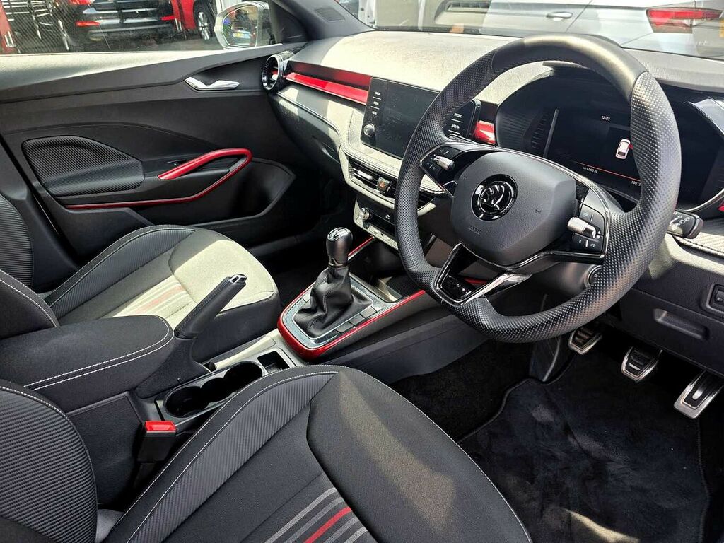 Skoda Fabia 1.0 Tsi 110 Monte Carlo EX23LKK White #6